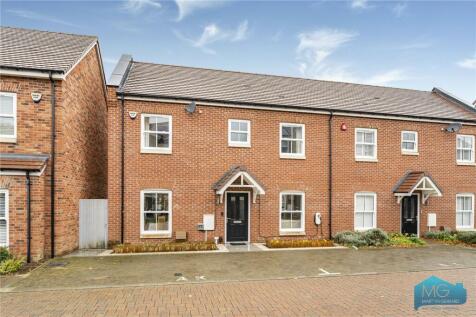 McReady Road, London, N20