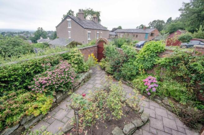 3 Bedroom Detached Bungalow To Rent In Primrose Cottage Harewood