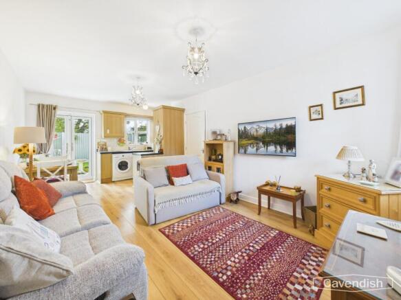 LIVING / DINING ROOM