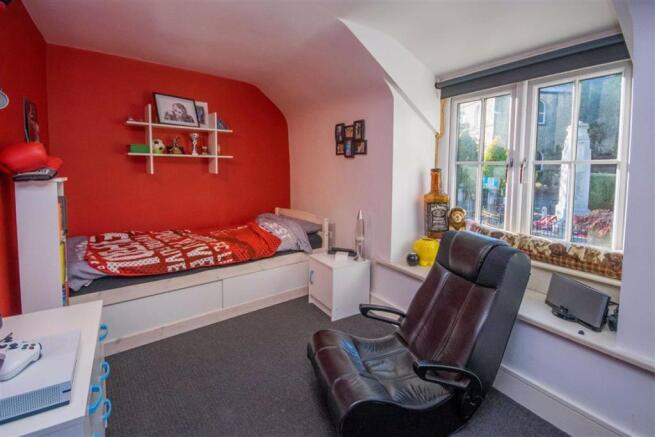 3 Bedroom End Of Terrace House For Sale In Bailey Hill Cottages