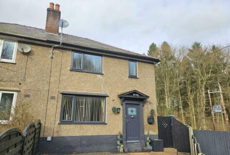 Ruthin - 3 bedroom semi-detached house for sale