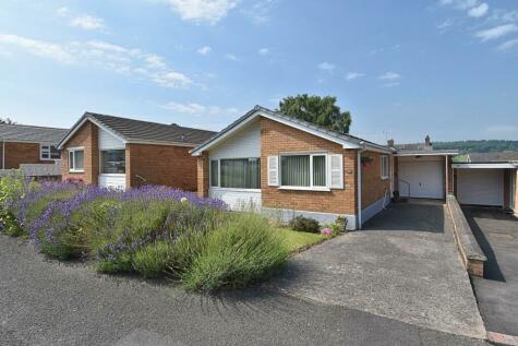 Ruthin - 2 bedroom detached bungalow for sale