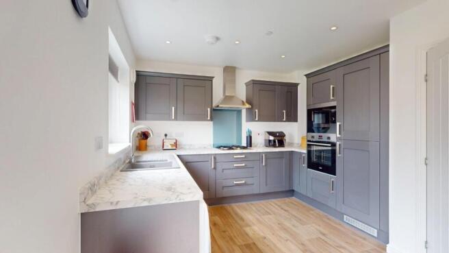 KITCHEN/DINING ROOM