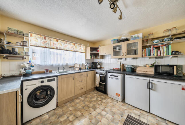 1365491-7-68e91c3...