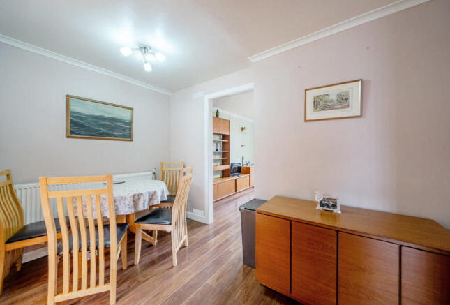 1385536-1-692da25...