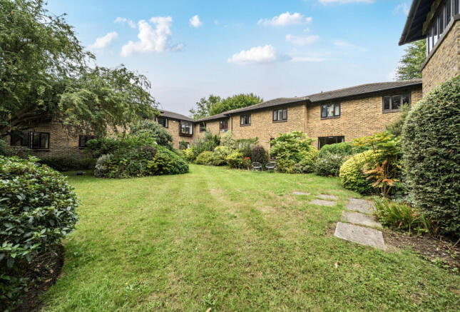 1332459-12-6889fc...