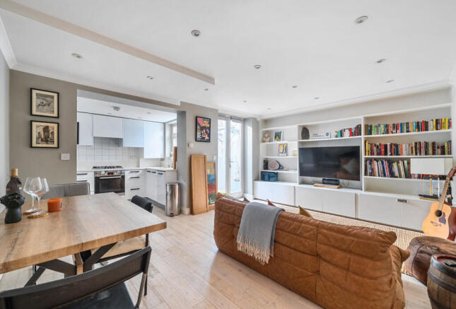 1369572-12-690895...