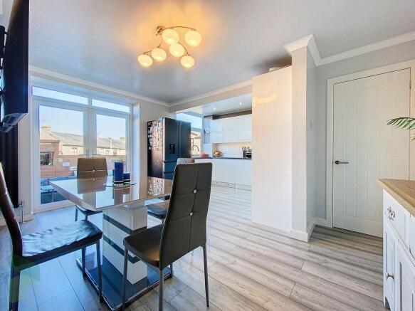 Open Plan Fully F...