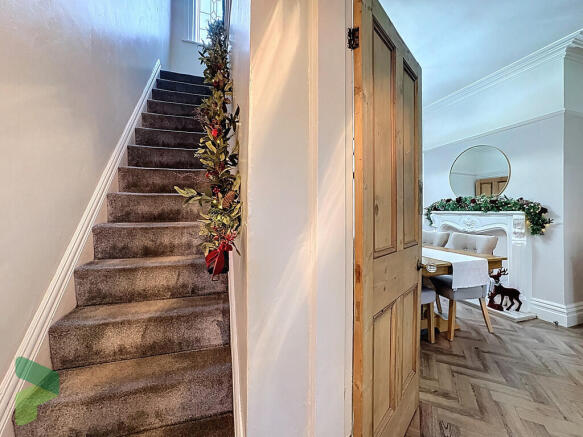 Stairs to 1st flo...