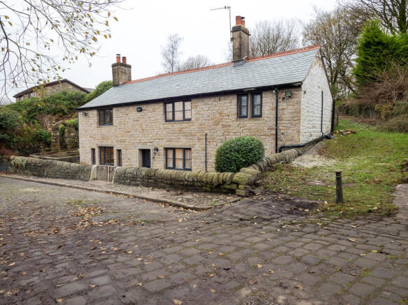 3 Bedroom Cottage For Sale In Old Pole Lane Darwen Bb3