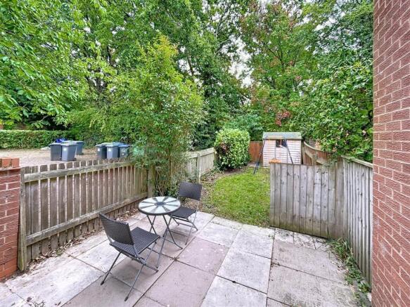 Separate Rear Garden