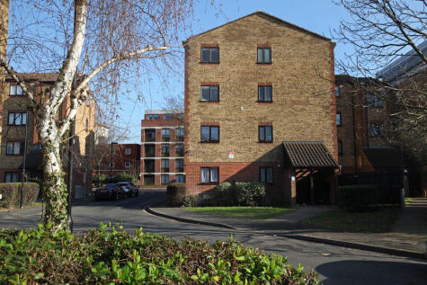 Brockway Close, Leytonstone, E11