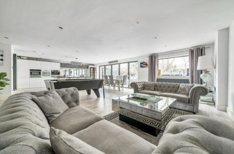 Gilders, Sawbridgeworth, CM21