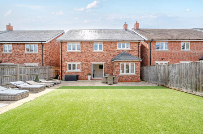 1328016-15-6895e2...