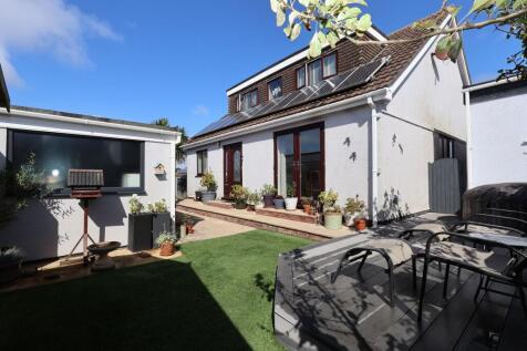 Quintrell Gardens, Quintrell Downs, Newquay