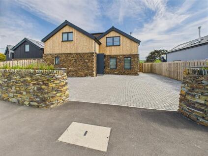 Leverlake Road, Widemouth Bay