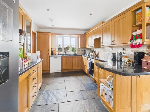 CAM05372G0-PR0097...