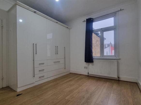 Bedroom 2.jpg