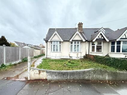 Budoch Drive, Seven kings