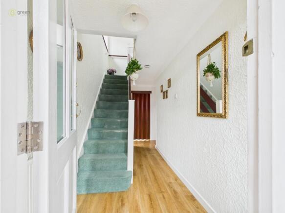 cam05591g0pr0124still008