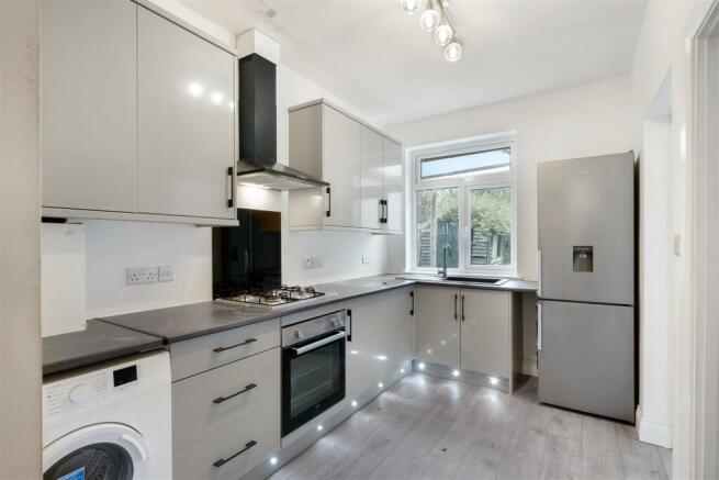 35 Beaumont Avenue - XuNtFywvlgqxmc5OZdYh.jpg