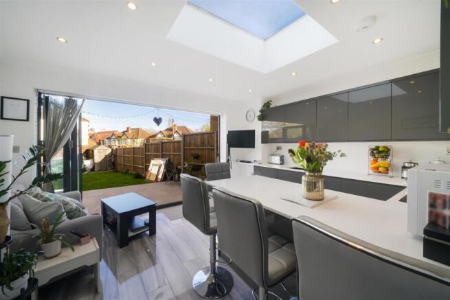 172 Watford Road - gFRKarIcAKAJLiDjqk5h.jpg