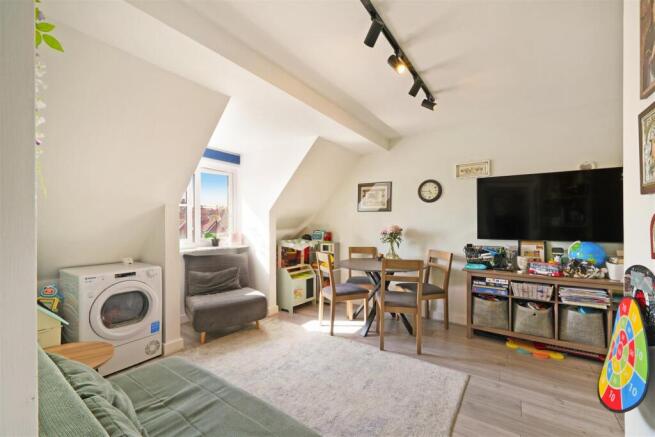 Flat 5, 138 Maybank Avenue - 8yS1krcJDSkc2dXlIBoH.