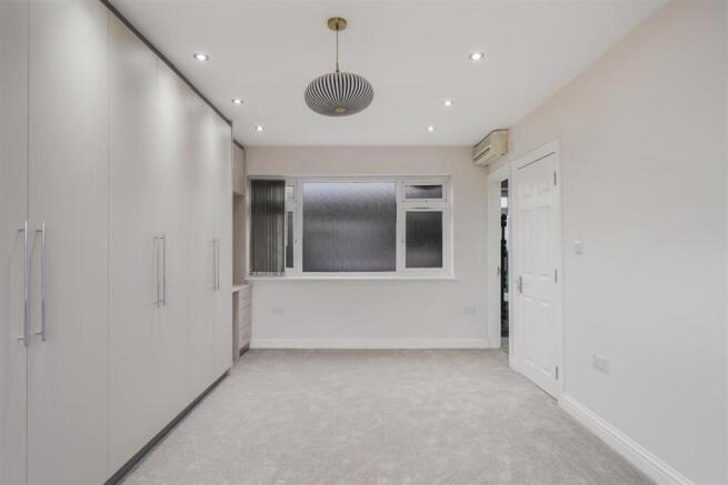 12 Kenelm Close - yMVoa6oudxZlYD2DPL3s.jpg