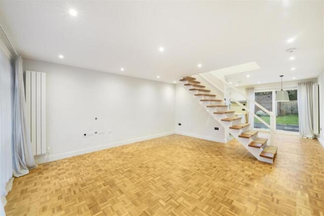 4 Denise Court, Eton Avenue - 8IF8xO7ID4TvEzDuBWfg