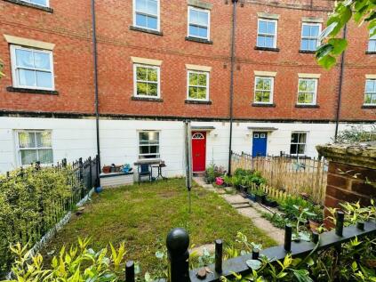 Tiverton - 2 bedroom flat for sale