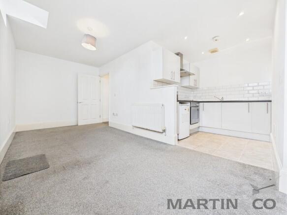 Lounge/Kitchen