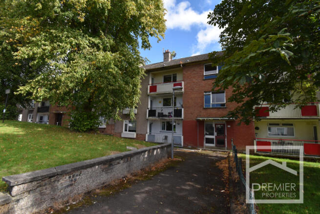 3 Bed Top Floor Flat To Rent