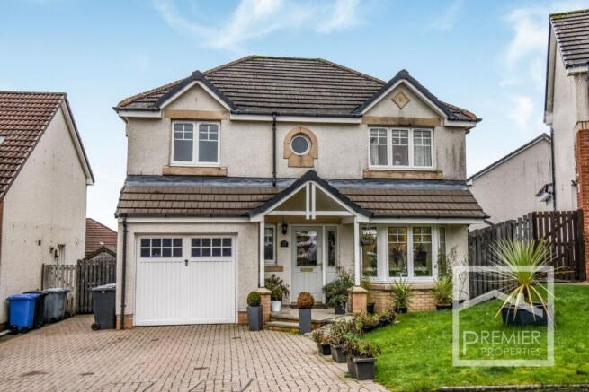 4 bedroom Detached Villa To Let