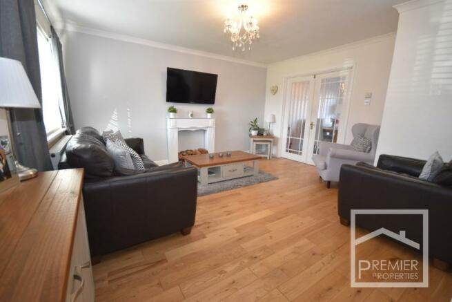 3 Bedroom Semi Detached House For Sale In Heather Gardens