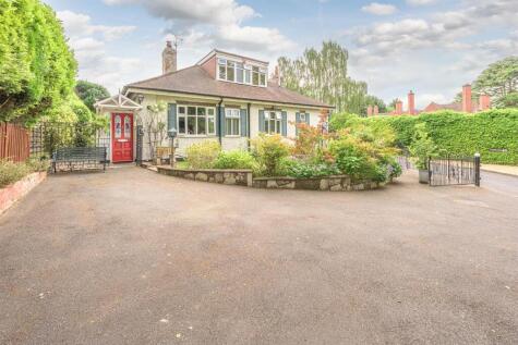 Wollescote Road, Pedmore, Stourbridge, DY9 7JS