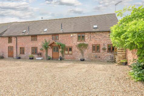 Dunsley Manor Farm Barns, Dunsley Road, Kinver, DY7 6LX