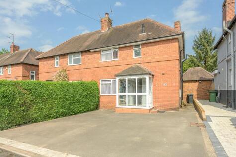 Glynne Avenue, Kingswinford, DY6 9PT