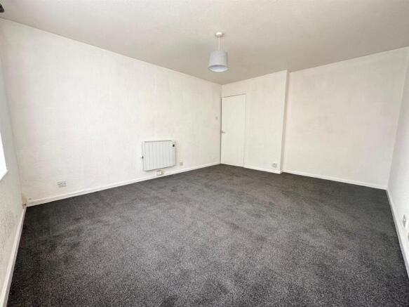 WhatsApp Image 2025-10-29 at 9.09.01 AM (5).jpeg