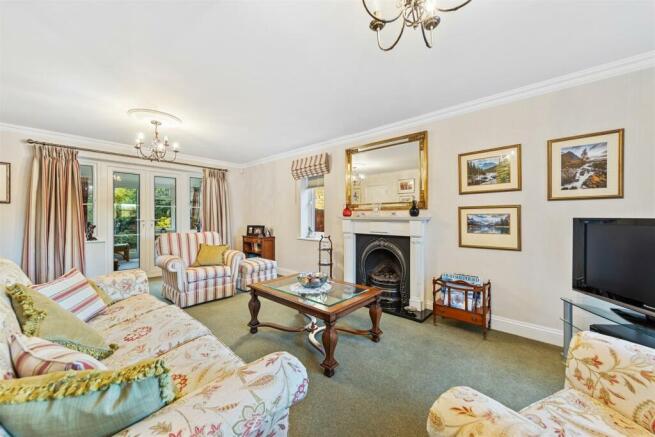 AshfieldHouseWeb25.jpg
