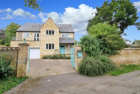Church Street, Woodford