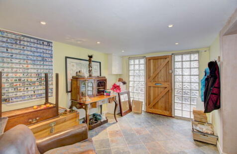 Upper East Hayes, Bath, BA1