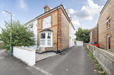 45 Douglas Road, Maidstone, Kent, ME16