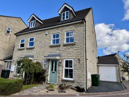 Winscar Avenue, Bradford, BD6 3WX