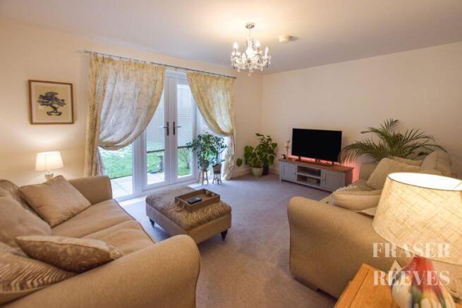 FAMILY LIVING ROOM
