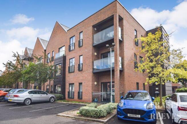 GROUND FLOOR APARTMENT