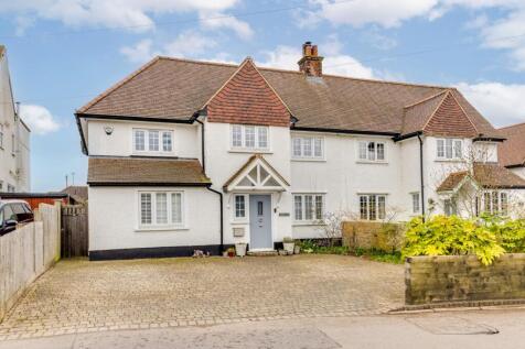 Gun Road, Knebworth, Hertfordshire, SG3