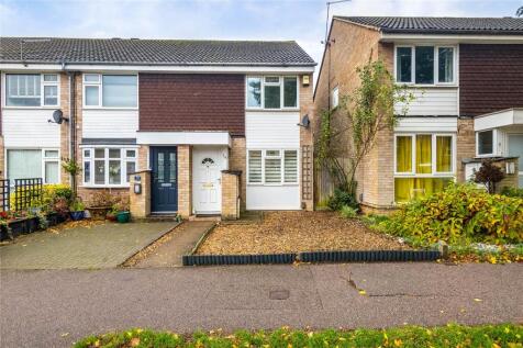 Broom Grove, Knebworth, Hertfordshire, SG3