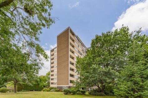 The Grange, The Knoll, W13