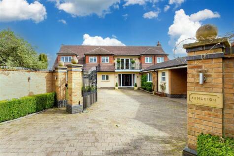 off Kemp Road, Swanland