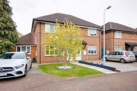 Bishop Temple Court, Hessle